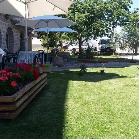 Hotel Miranda Do Douro 2*